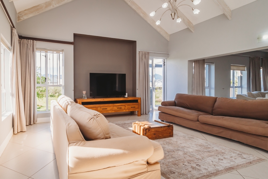 3 Bedroom Property for Sale in Kraaibosch Country Estate Western Cape